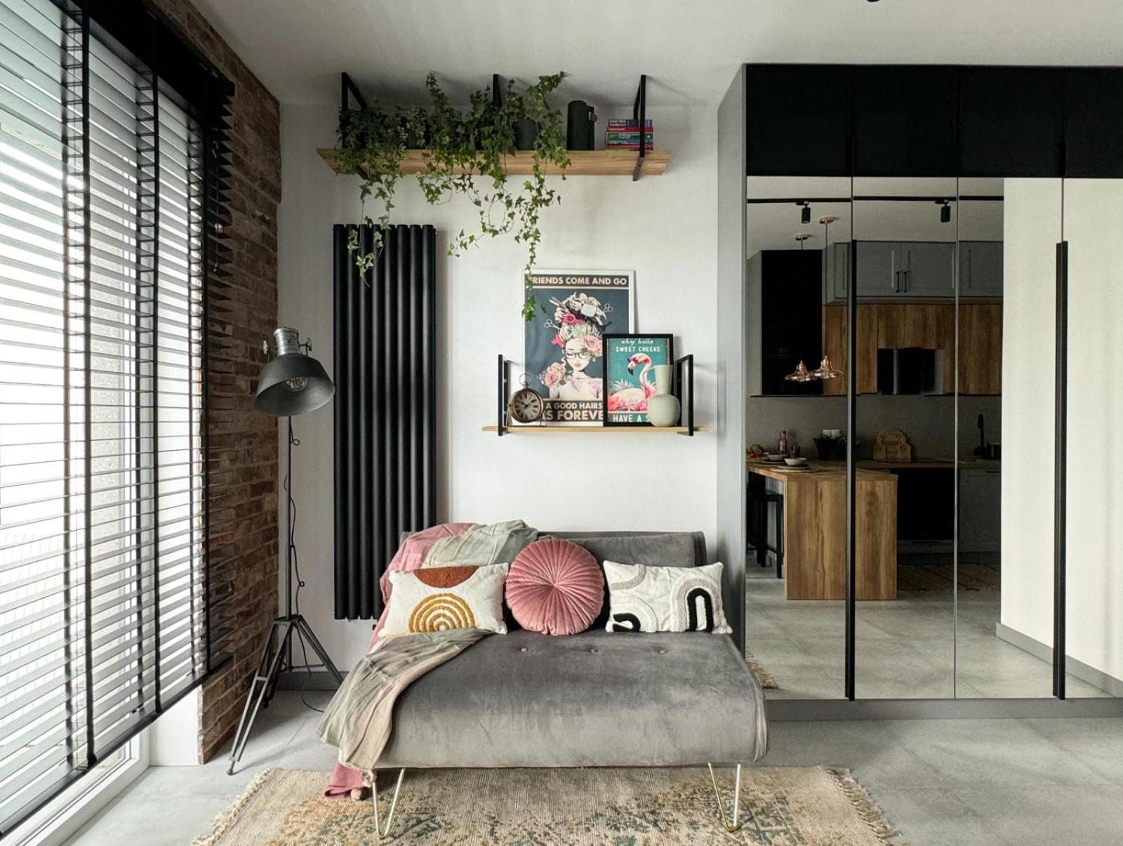 Lakru Apartments Global Office, Free Garage, Self Check-In คาโตวีตเซ ภายนอก รูปภาพ