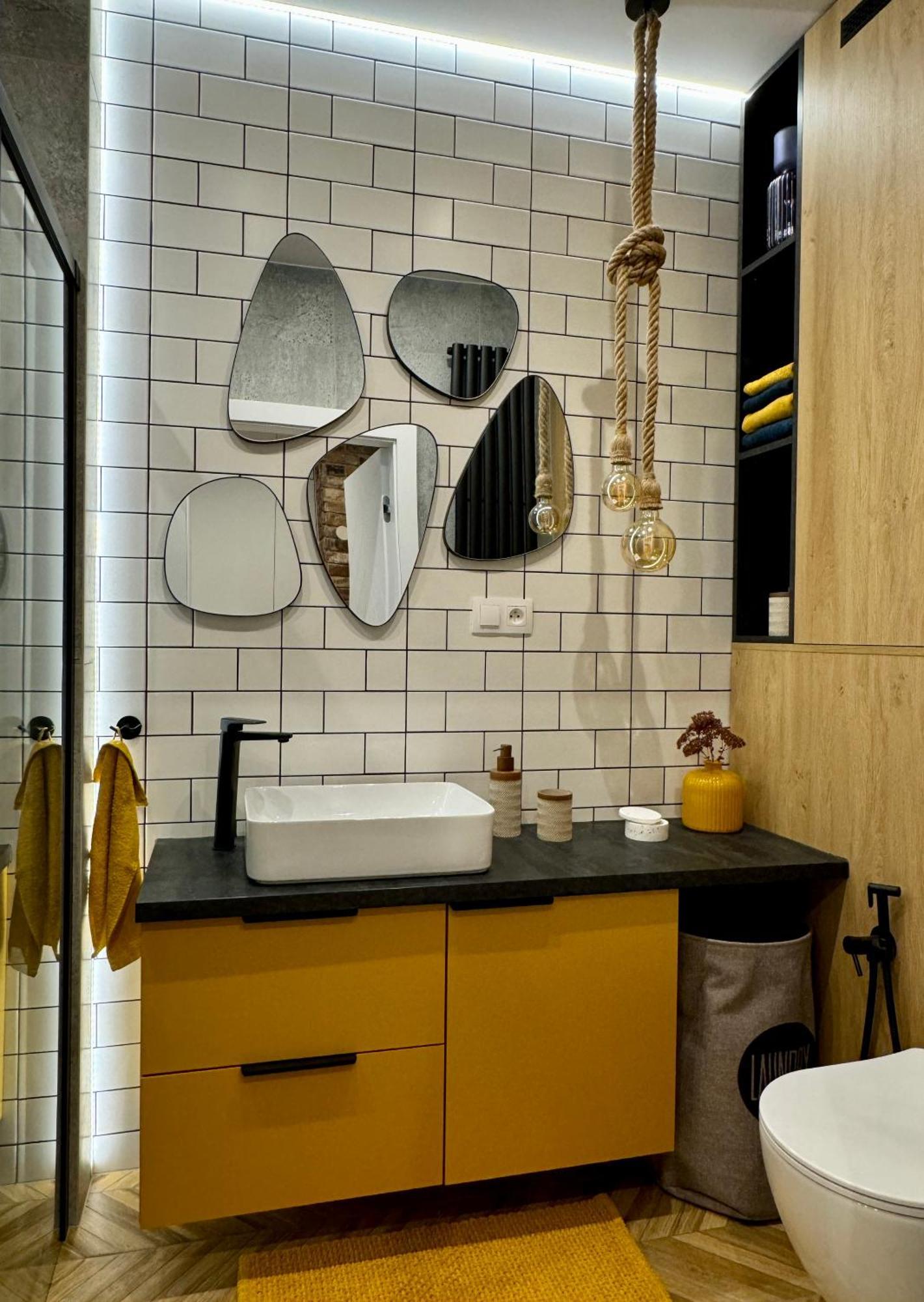Lakru Apartments Global Office, Free Garage, Self Check-In คาโตวีตเซ ภายนอก รูปภาพ