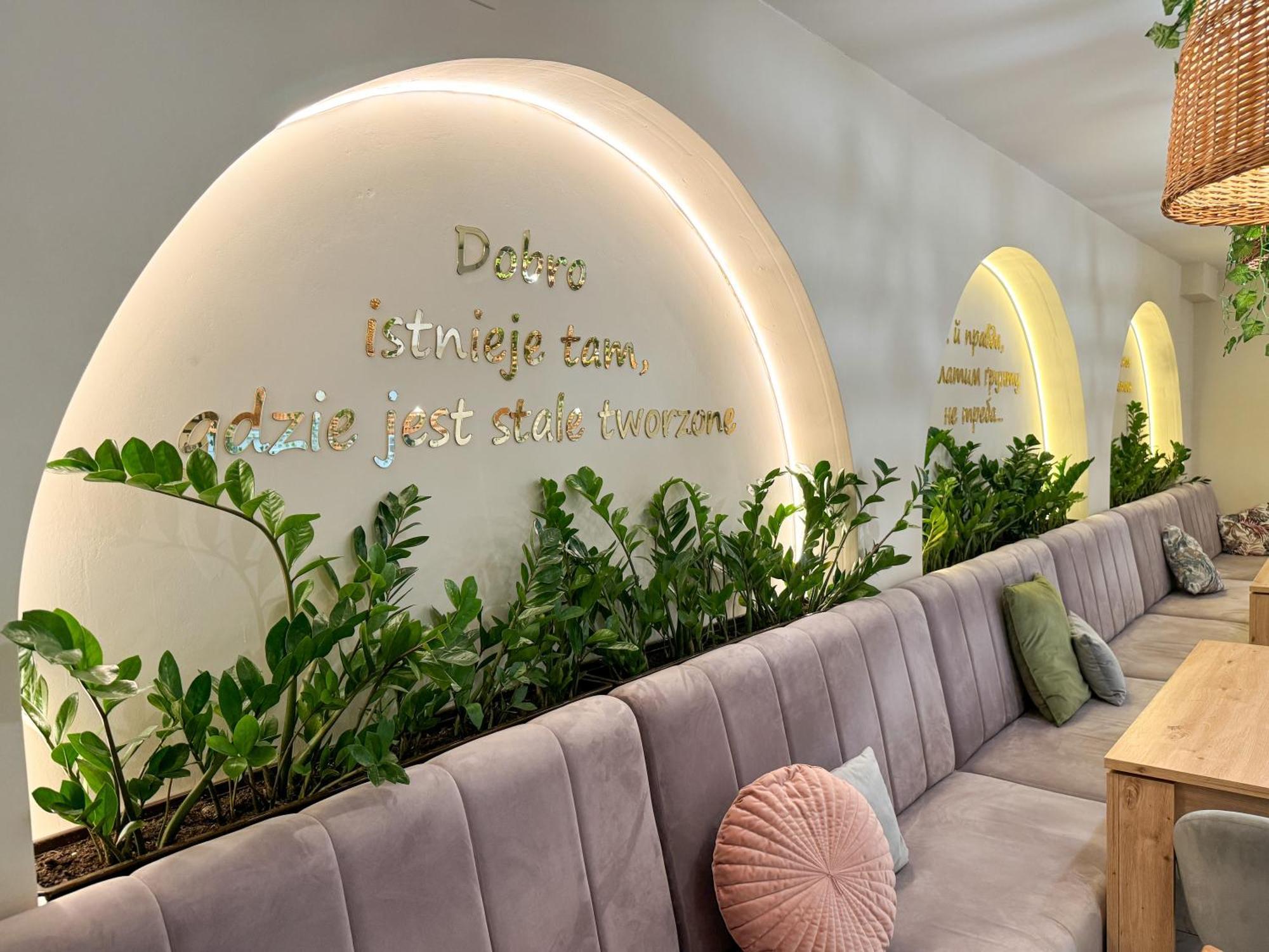 Lakru Apartments Global Office, Free Garage, Self Check-In คาโตวีตเซ ภายนอก รูปภาพ