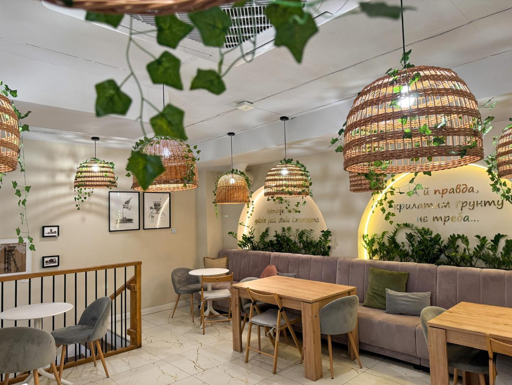 Lakru Apartments Global Office, Free Garage, Self Check-In คาโตวีตเซ ภายนอก รูปภาพ