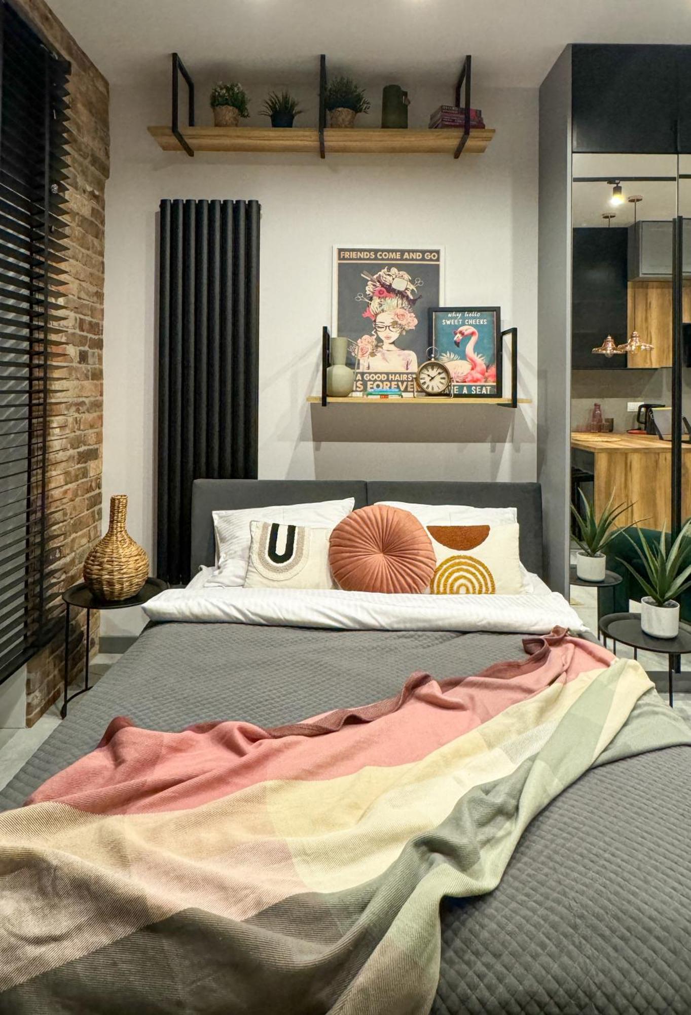 Lakru Apartments Global Office, Free Garage, Self Check-In คาโตวีตเซ ภายนอก รูปภาพ